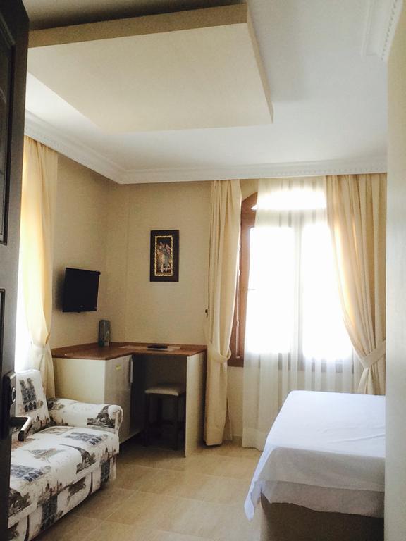 Golden Stone Butik Otel Çeşme Cameră foto