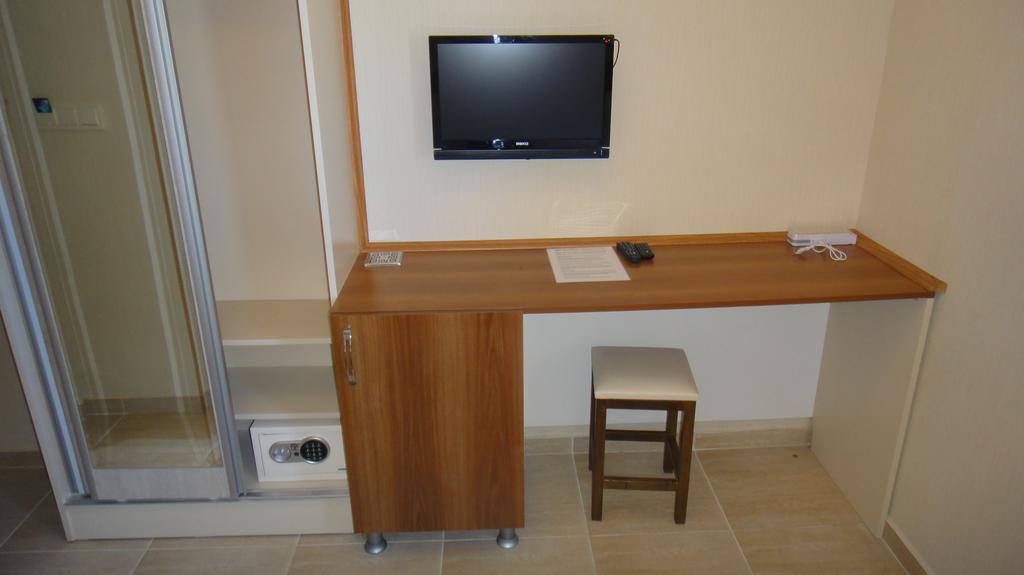 Golden Stone Butik Otel Çeşme Cameră foto